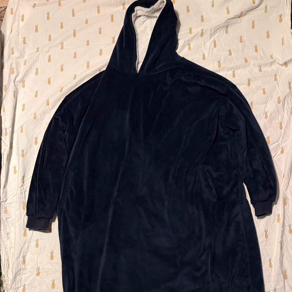 Cozy Dark Navy Blue HUGE Hooded Blanket Sweatshirt